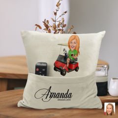 BK Gift Kişiye Özel Golf Oyuncusu Karikatür Tasarımlı Organizer Kumanda ve Atıştırmalık Cepli Sarı Kırlent Yastık-5 Arkadaşa Hediye, Cepli Yastık
