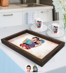 Kişiye Özel İsimli Sevgililer Karikatürlü Doğal Ahşap Tepsi ve 2’li Kahve Fincan Seti-61