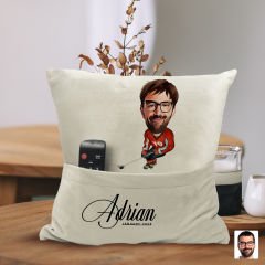 BK Gift Kişiye Özel Hokey Oyuncusu Karikatür Tasarımlı Organizer Kumanda ve Atıştırmalık Cepli Sarı Kırlent Yastık-1 Arkadaşa Hediye, Cepli Yastık