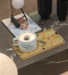 Kişiye Özel Modern Art Tasarımlı Doğal Ahşap Tabaklı Seramik Fincan Sunum Seti  Model 5
