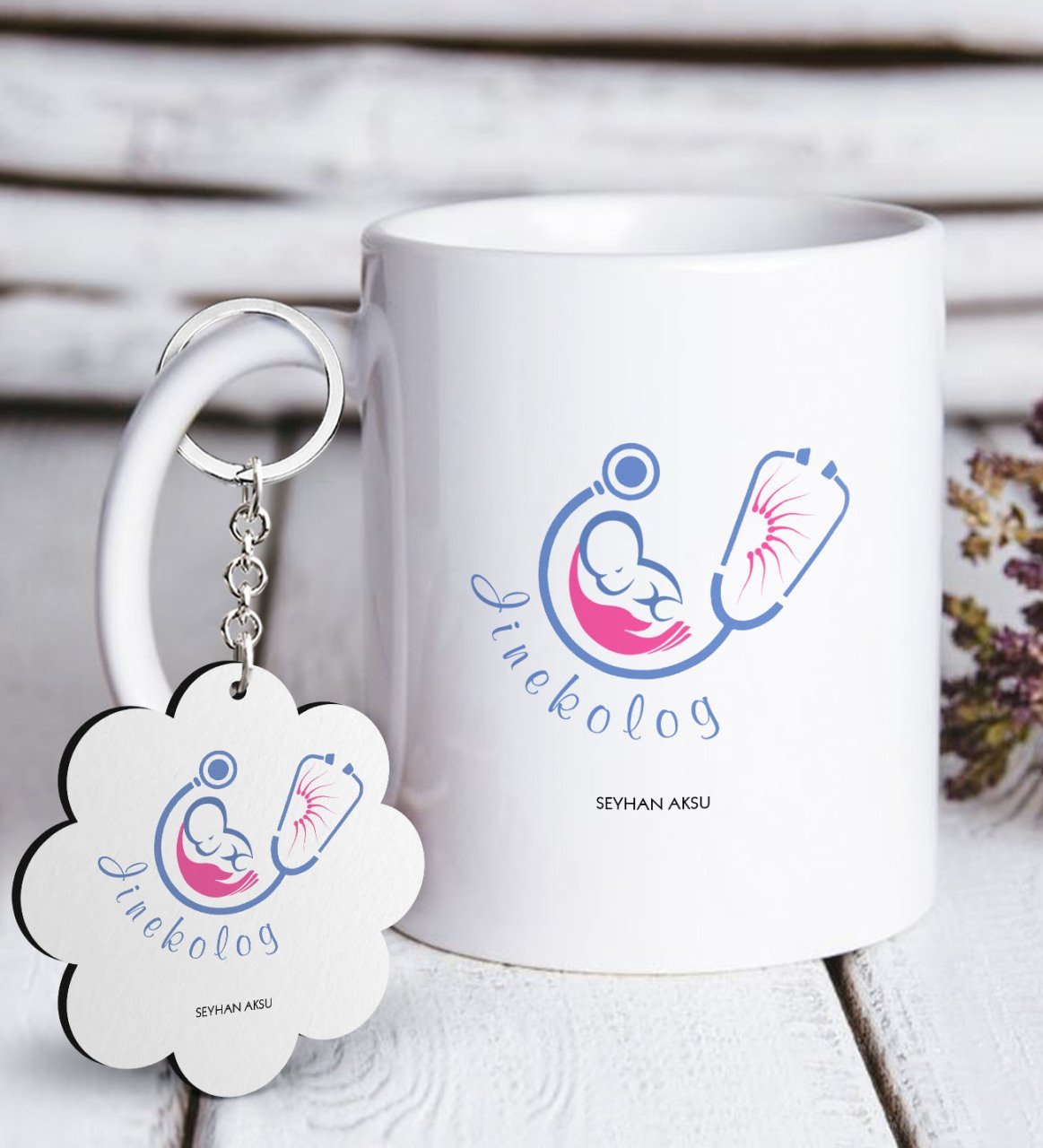 Kişiye Özel Mesleki Jinekolog Beyaz Kupa ve Anahtarlık Hediye Seti-2