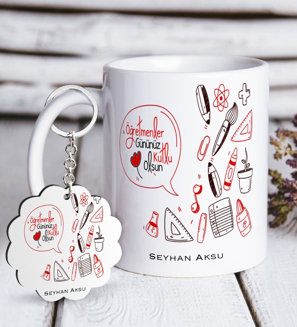 Kişiye Özel Öğretmenler Günümüz Kutlu Olsun Beyaz Kupa ve Anahtarlık Hediye Seti-2