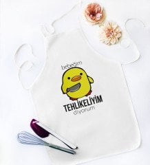 BK Gift Bebeğim Tehlikeliyim Diyorum Tasarımlı Beyaz Mutfak Önlüğü - Model 1