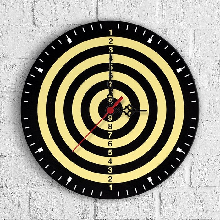 Kişiye Özel Dart Tasarımlı Ahşap Duvar Saati (30 cm.) - 2