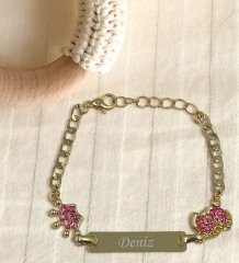 BK Kids Kişiye Özel İsimli Pembe Bebek Body Zıbın Kız Bebek Künyesi ve İğnesi Hediye Seti-16