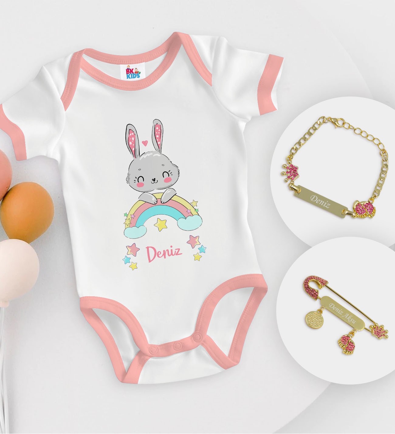 BK Kids Kişiye Özel İsimli Pembe Bebek Body Zıbın Kız Bebek Künyesi ve İğnesi Hediye Seti-16