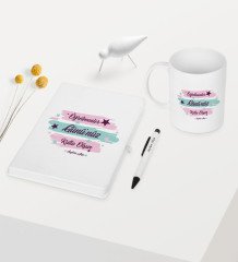 Kişiye Özel Öğretmenler Gününüz Kutlu Olsun Temalı Beyaz Defter Kalem Kupa Seti - 4