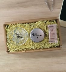 BK Gift Kişiye Özel İsimli DTF Cam Kahve Fincanı & Türk Kahvesi & Gümüş Metal Kutuda Kokulu Mum Hediye Seti-6, Arkadaşa Hediye, Sevgiliye Hediye, Doğum Günü Hediyesi