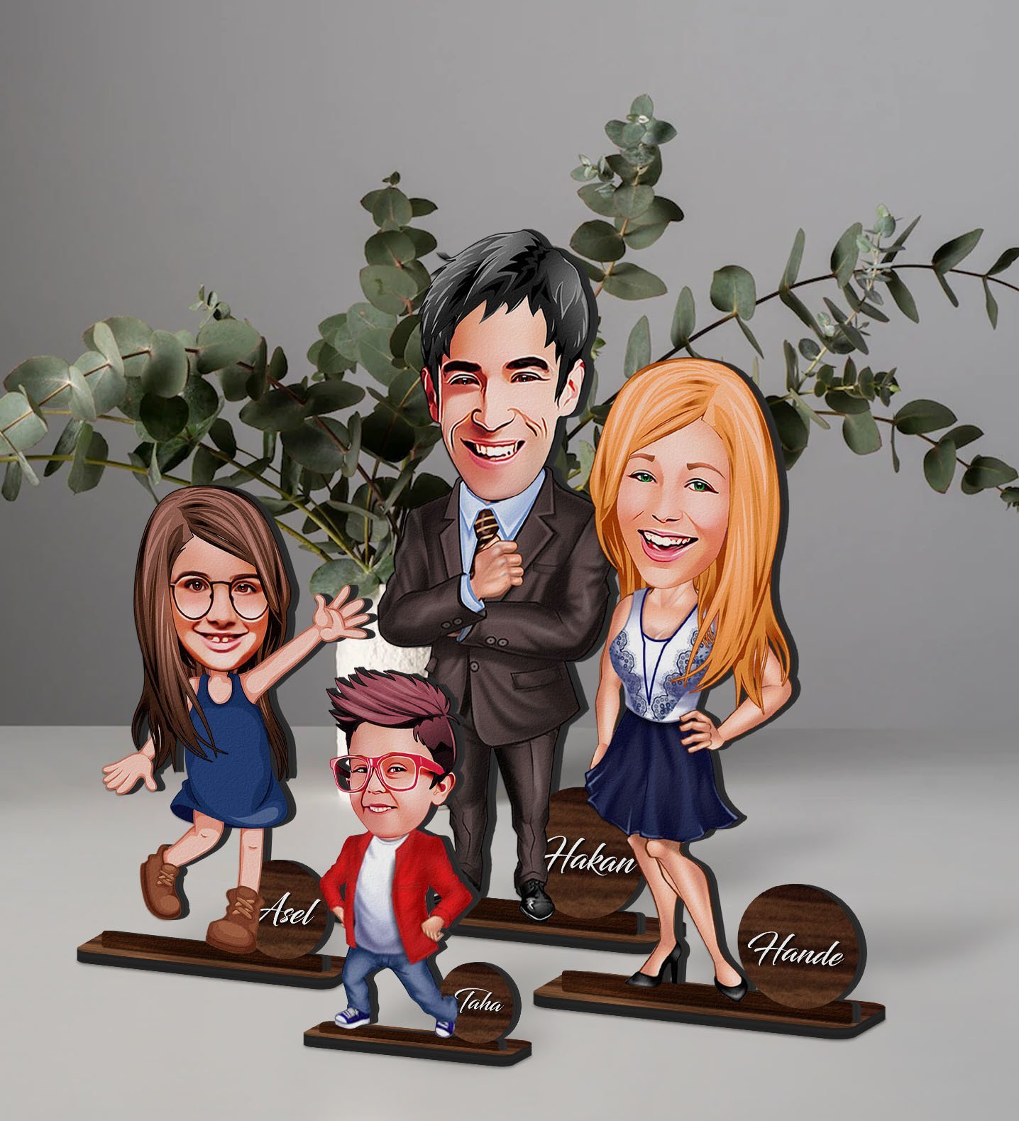 BK Gift Kişiye Özel 4’lü Aile Karikatürlü Ahşap Biblo Seti Model-4