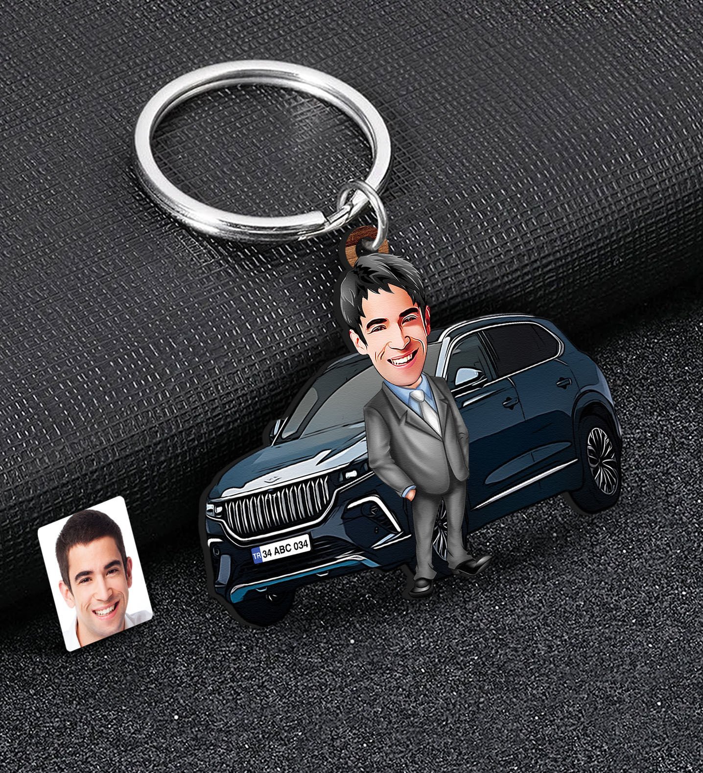 BK Gift Kişiye Özel Erkek TOGG Figürlü Plakalı Ahşap Karikatür Anahtarlık, TOGG Anahtarlık, TOGG, Araç Anahtarlık