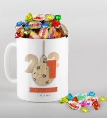 BK Gift Kişiye Özel 2023 Mutlu Yıllar Beyaz Kupa ve Haribo Şeker Hediye Seti-3
