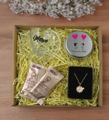 BK Gift Kişiye Özel İsimli DTF Cam Kahve Fincanı & Türk Kahvesi & Ahşap Fotoğraf Tutucu & Gümüş Metal Kutuda Kokulu Mum Hediye Seti-5, Sevgiliye Hediye, Yıl Dönümü Hediyesi