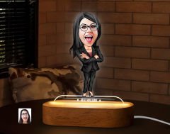 BK Gift Kişiye Özel Kadın Karikatürlü Dekoratif 3D Biblo LED Işıklı Gece Lambası-16, Sevgiliye Hediye, Arkadaşa Hediye, Doğum Günü Hediyesi