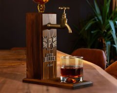 BK Gift Kişiye Özel Kabartma İsimli Musluklu Doğal Ahşap İçki Standı, Home Bar, Viski Çeşmesi, İçecek Dispenseri, Ahşap İçecek Çeşmesi-34