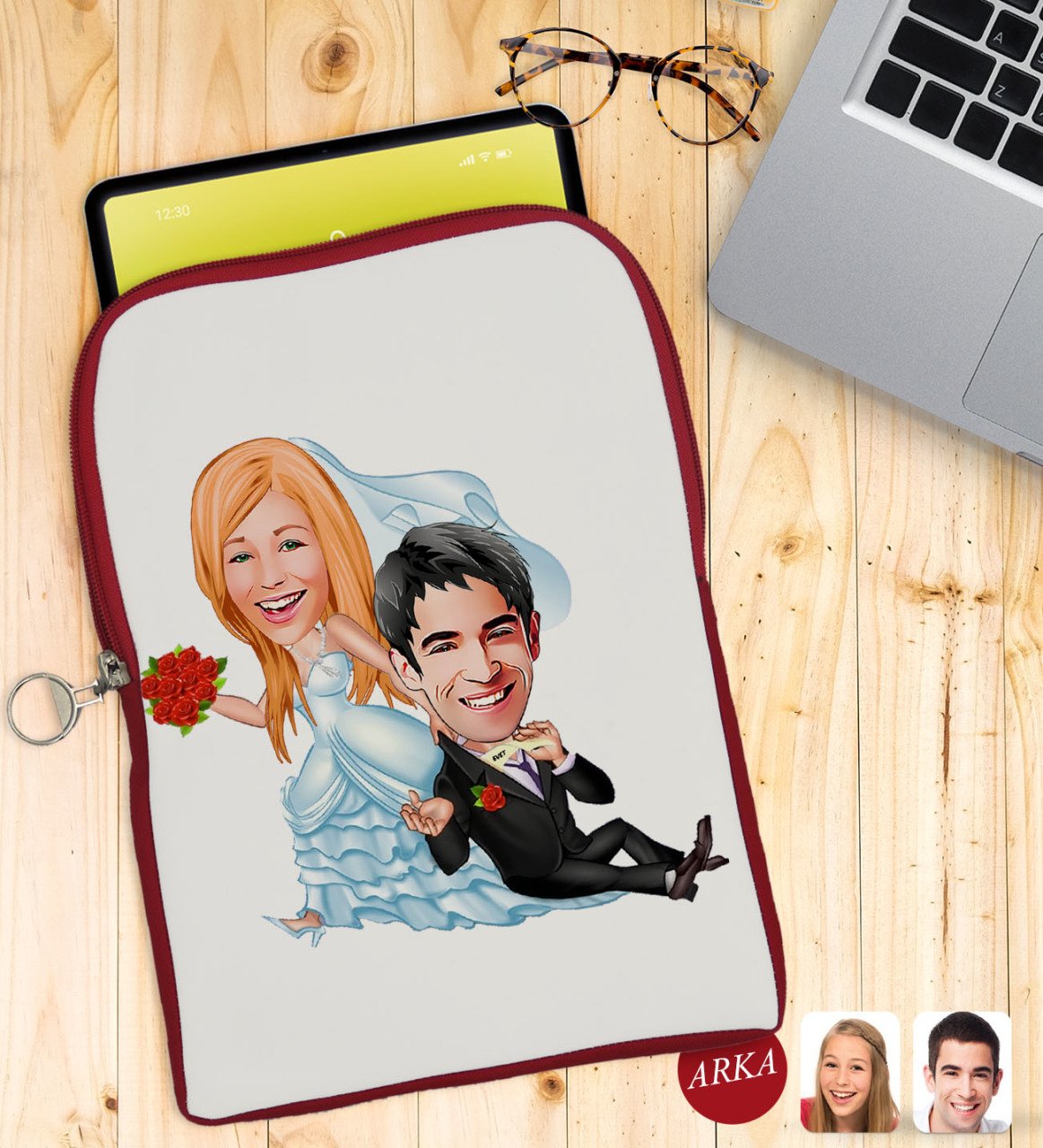 Kişiye Özel Evleniyoruz Karikatürlü Taşınabilir Koruyucu Tablet Kılıfı & Organizer Çanta - Kırmızı-2