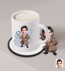 Kişiye Özel Müfettiş Karikatürlü Beyaz Kupa ve Ahşap Bardak Altlığı Hediye Seti-1