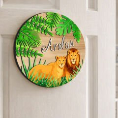 BK Gift Kişiye Özel Çocuk Kapı Süsü ve 30 cm MDF Duvar İsimliği – 3D Kabartmalı Ahşap İsim Tabelası