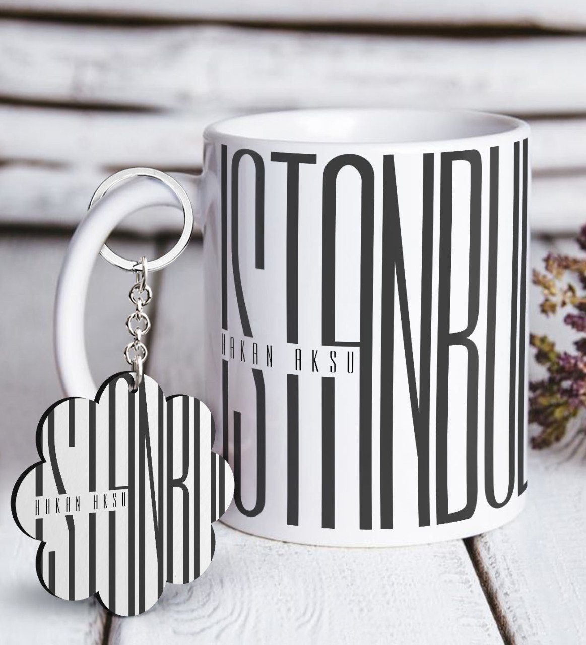 Kişiye Özel İstanbul Beyaz Kupa ve Anahtarlık Hediye Seti