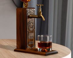 BK Gift Kişiye Özel Kabartma İsimli Musluklu Ahşap İçki Standı, Viski Çeşmesi, Doğum Günü Hediyesi, Ev Hediyesi, İçecek Dispenseri-61