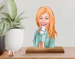 BK Gift Kişiye Özel Kadın Karikatürlü Ahşap Standlı Pleksi Biblo-102, Anneye Hediye, Arkadaşa Hediye