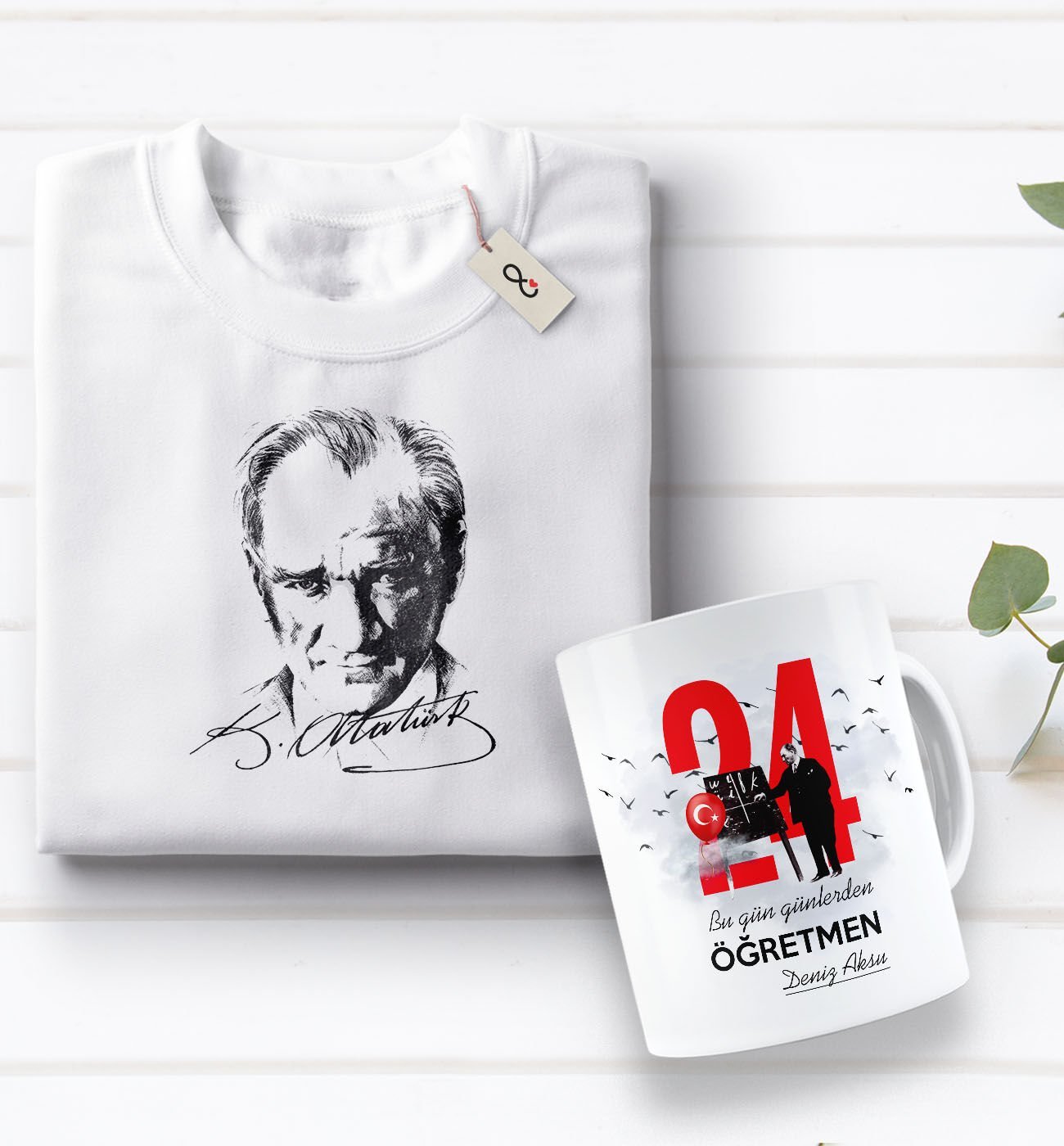 BK Gift Kişiye Özel Öğretmenler Günü Tasarımlı Kupa Bardak ve Atatürk Baskılı Tişört Hediye Seti- 2-4, Öğretmene Hediye, Öğretmenler Günü, 100. Yıl Hediyesi