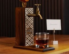 BK Gift Kişiye Özel Kabartma İsimli Musluklu Ahşap İçki Standı, Viski Çeşmesi, Doğum Günü Hediyesi, Ev Hediyesi, İçecek Dispenseri-72