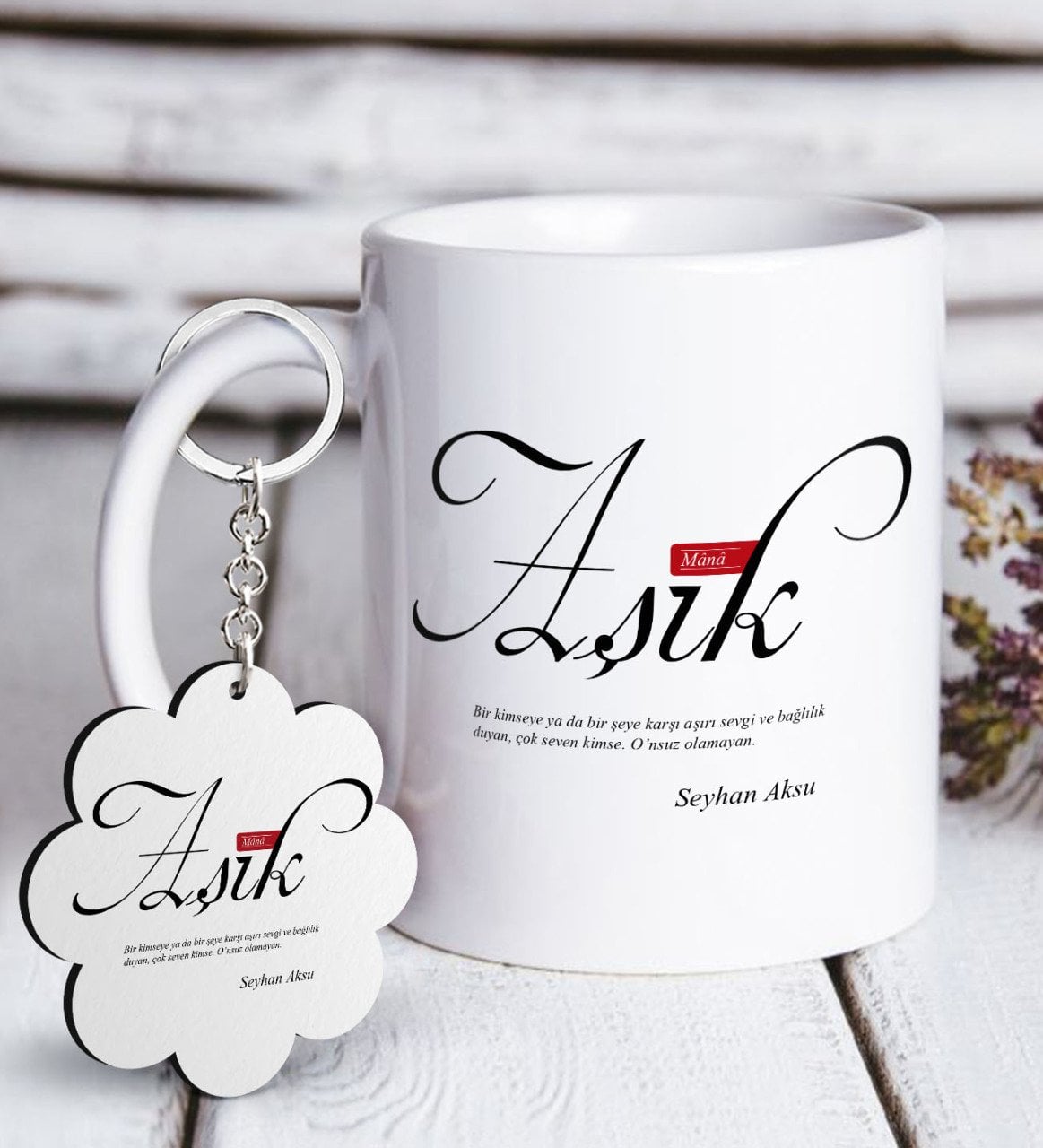 Kişiye Özel Mânâ Aşık Beyaz Kupa ve Anahtarlık Hediye Seti