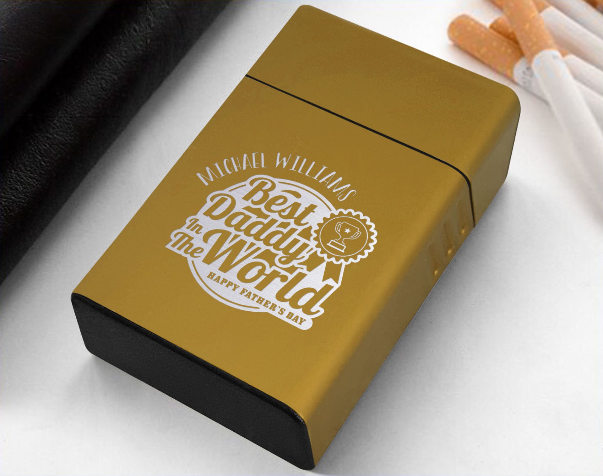 BK Gift Kişiye Özel İsimli Babalar Günü Tasarımlı Sarı Metal Sigara Tabakası ,Babalar Günü Hediyesi , Babaya Hediye , Sigara Tabakası-1