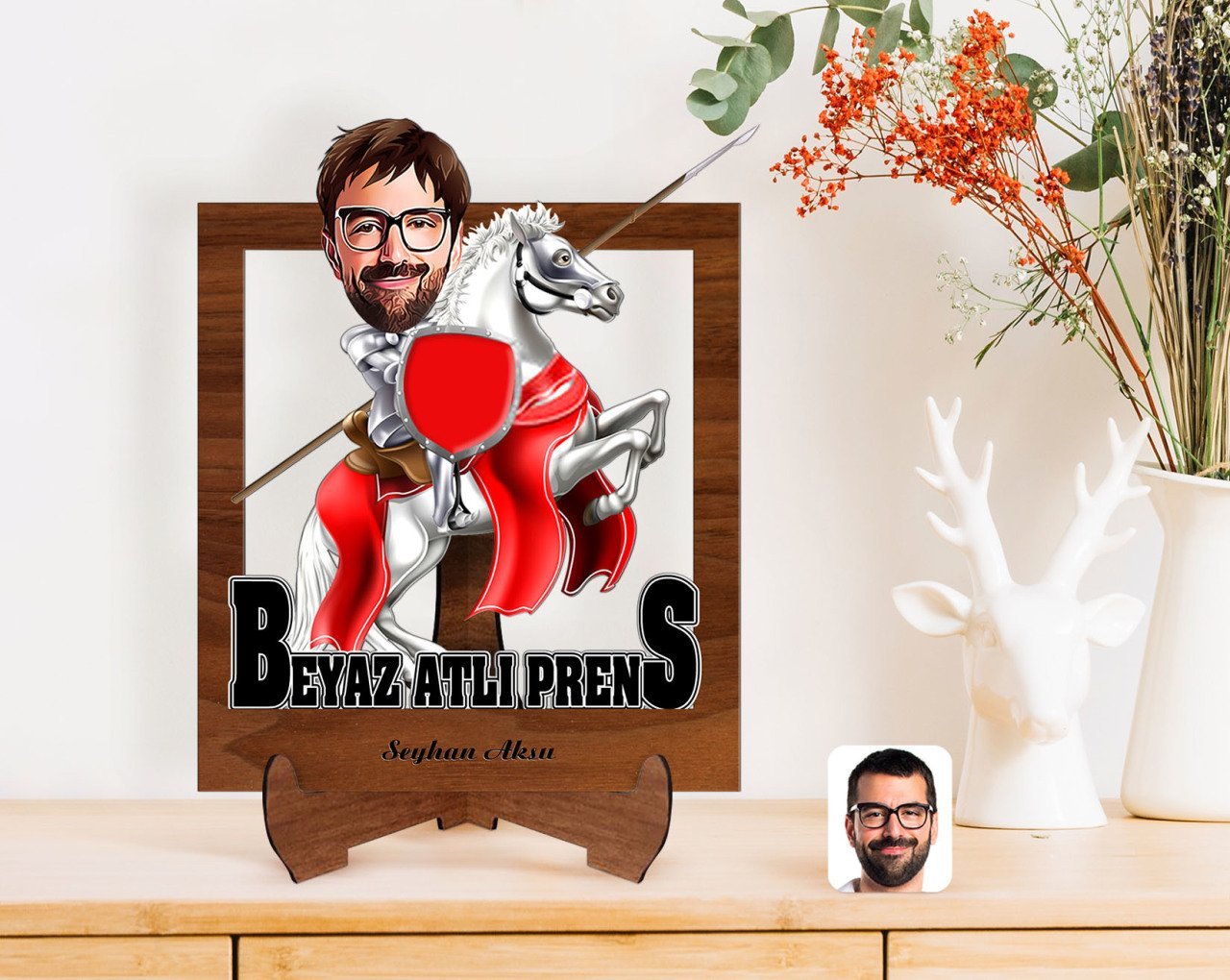 Kişiye Özel Beyaz Atlı Prens Karikatürlü Ahşap Standlı 3D Biblo-2