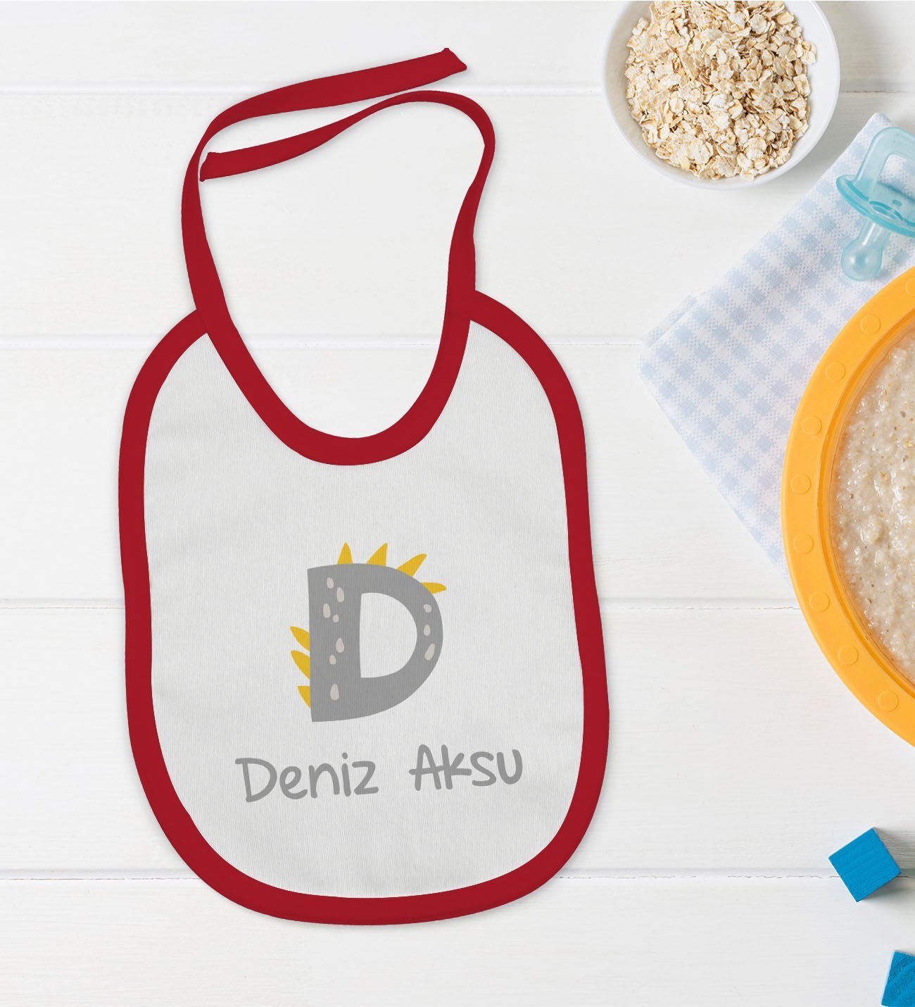 BK Kids Kişiye Özel Harfli Kırmızı Bebek Mama Önlüğü