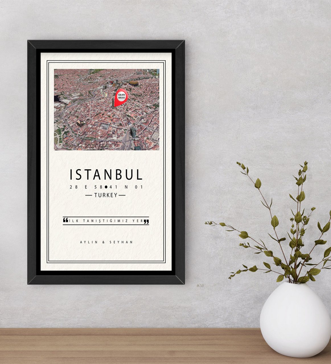 Kişiye Özel Renkli İstanbul Haritası Tasarımlı Dekoratif Ahşap Siyah Çerçeveli Tablo-1