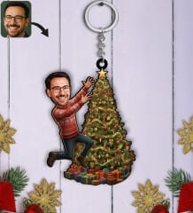 BK Gift Kişiye Özel Erkek Yılbaşı Karikatürlü Ahşap Anahtarlık -2, Yeni Yıl Hediyesi, Yılbaşı Hediyesi