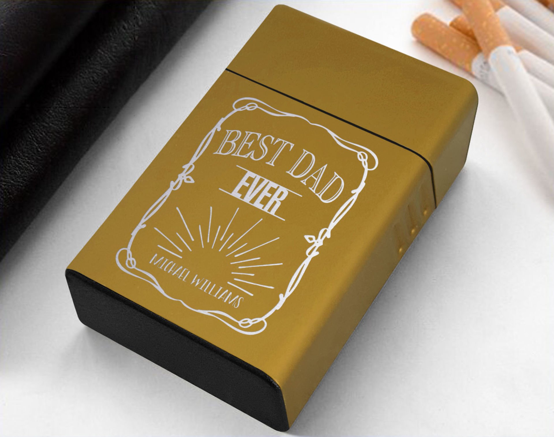 BK Gift Kişiye Özel İsimli Babalar Günü Tasarımlı Sarı Metal Sigara Tabakası ,Babalar Günü Hediyesi , Babaya Hediye , Sigara Tabakası-6