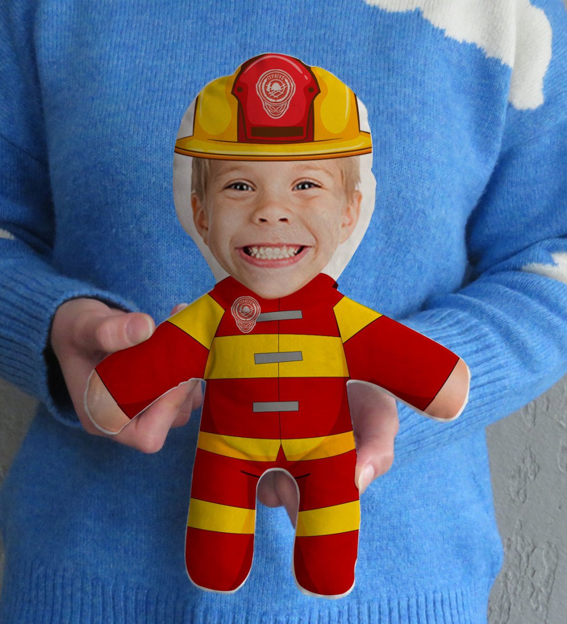 Kişiye Özel Fotoğraflı Çocuk İtfaiyeci Bebek Yastık-1