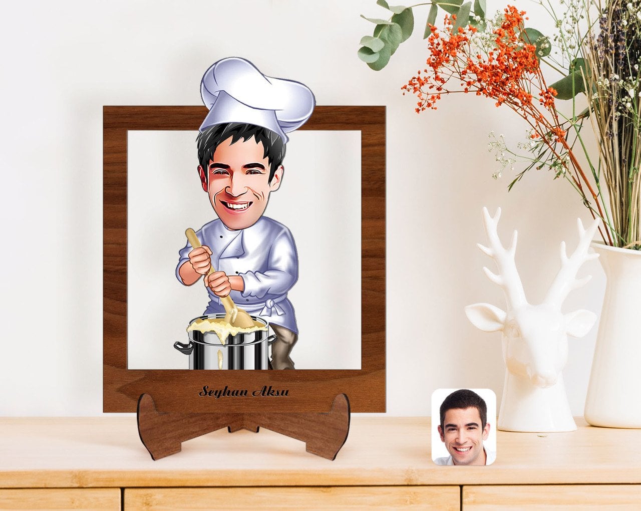 Kişiye Özel Erkek Aşçı Karikatürlü Ahşap Standlı 3D Biblo-1
