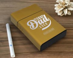 BK Gift Kişiye Özel İsimli Babalar Günü Tasarımlı Sarı Metal Sigara Tabakası ,Babalar Günü Hediyesi , Babaya Hediye , Sigara Tabakası-13
