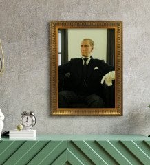 Altın Yaldız Çerçeveli A3 Atatürk Tablosu - 1