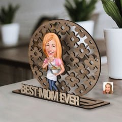 BK Gift Kişiye Özel 3 Katmanlı Anne Karikatürlü Ahşap Biblo-12 Anneye Hediye, Anneler Günü Hediyeleri