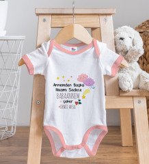 BK Kids Kişiye Özel Babaannem Tasarımlı Pembe Bebek Body Zıbın ve Mama Önlüğü Hediye Seti