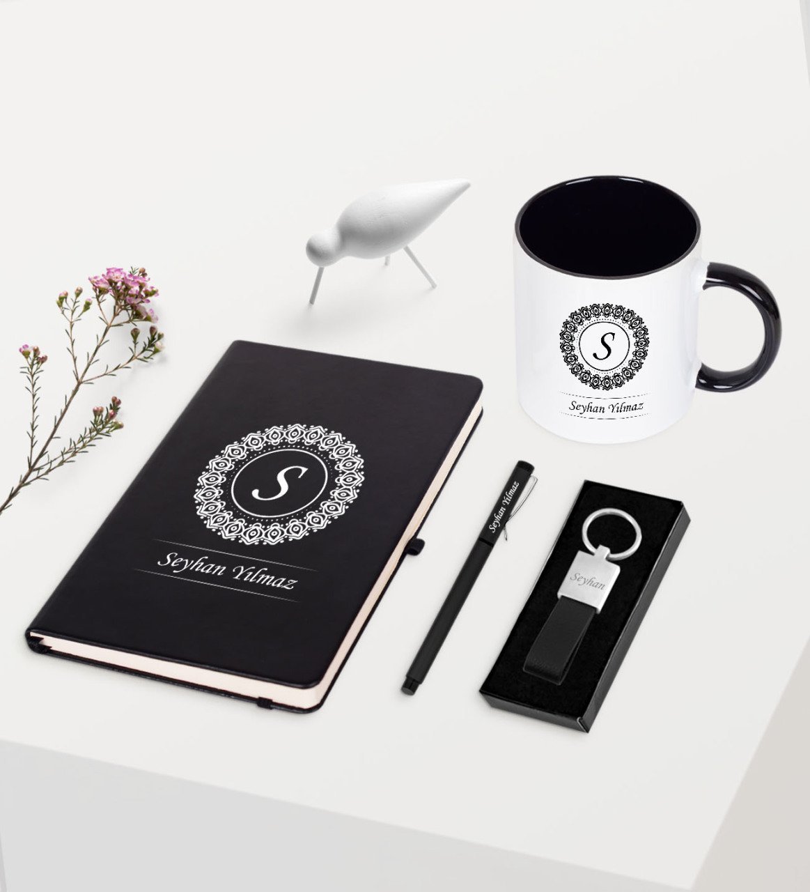 Kişiye Özel Siyah Defter Kalem Anahtarlık Kupa Seti - 2