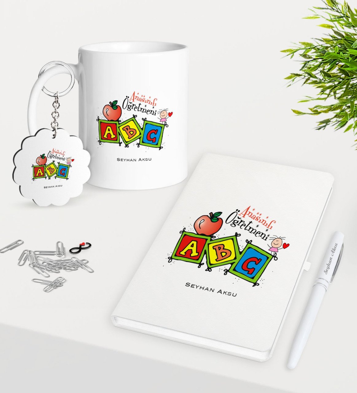 Kişiye Özel Anasınıfı Öğretmeni Kupa Anahtarlık Beyaz Defter Kalem Hediye Seti-1