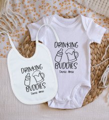 BK Kids Kişiye Özel Drinking Buddies Tasarımlı Bebek Body Zıbın ve Mama Önlüğü Hediye Seti - Model 1