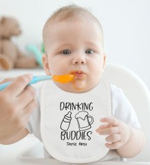 BK Kids Kişiye Özel Drinking Buddies Tasarımlı Bebek Body Zıbın ve Mama Önlüğü Hediye Seti - Model 1