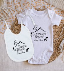 BK Kids Kişiye Özel Evimizin Neşesi Tasarımlı Bebek Body Zıbın ve Mama Önlüğü Hediye Seti - Model 1