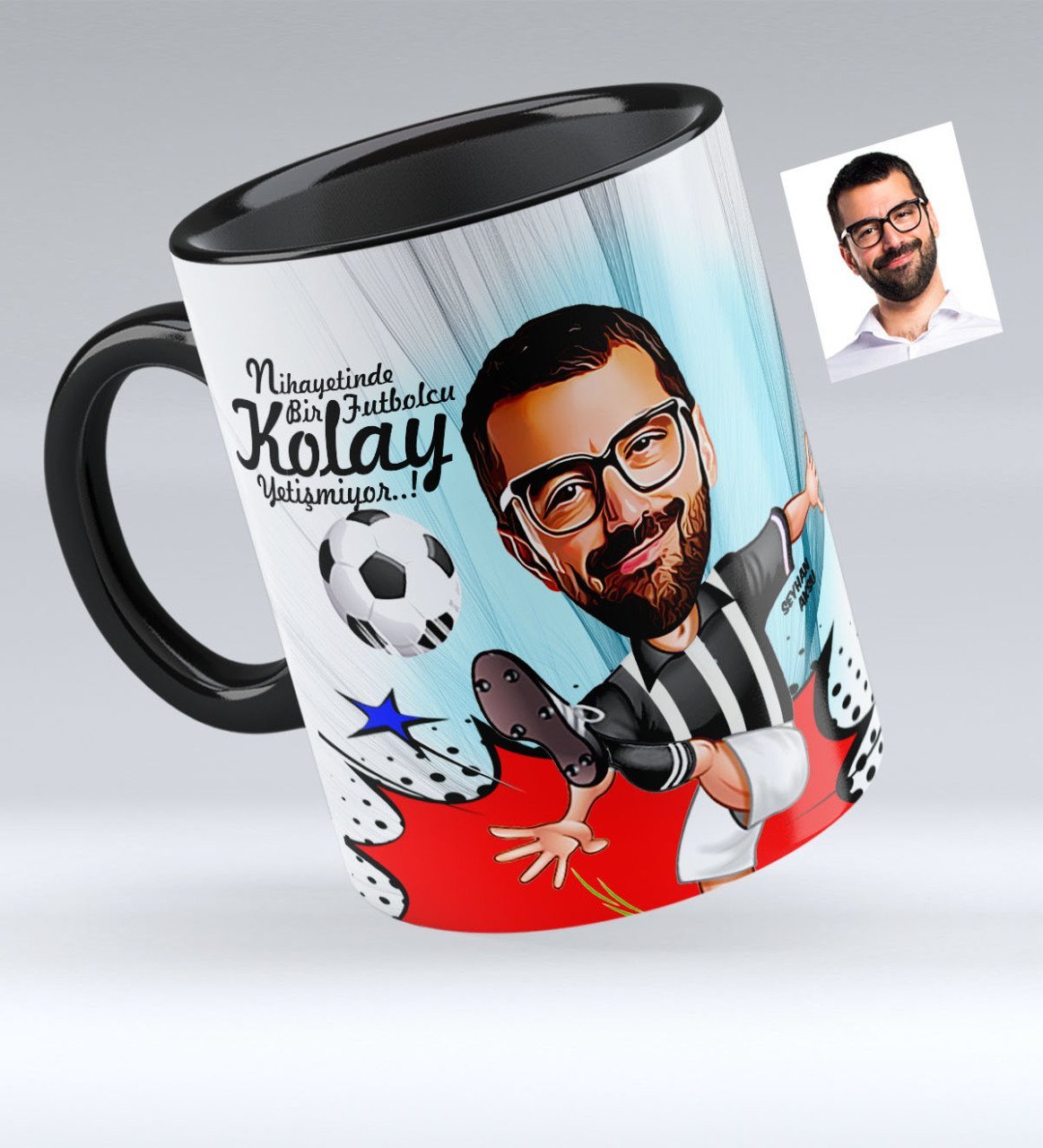 Kişiye Özel Bay Futbolcu Siyah Beyaz Karikatürlü Siyah Kupa Bardak - 1