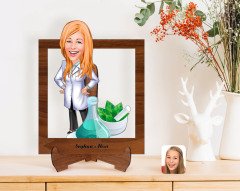 Kişiye Özel Kadın Eczacı Karikatürlü Ahşap Standlı 3D Biblo-1