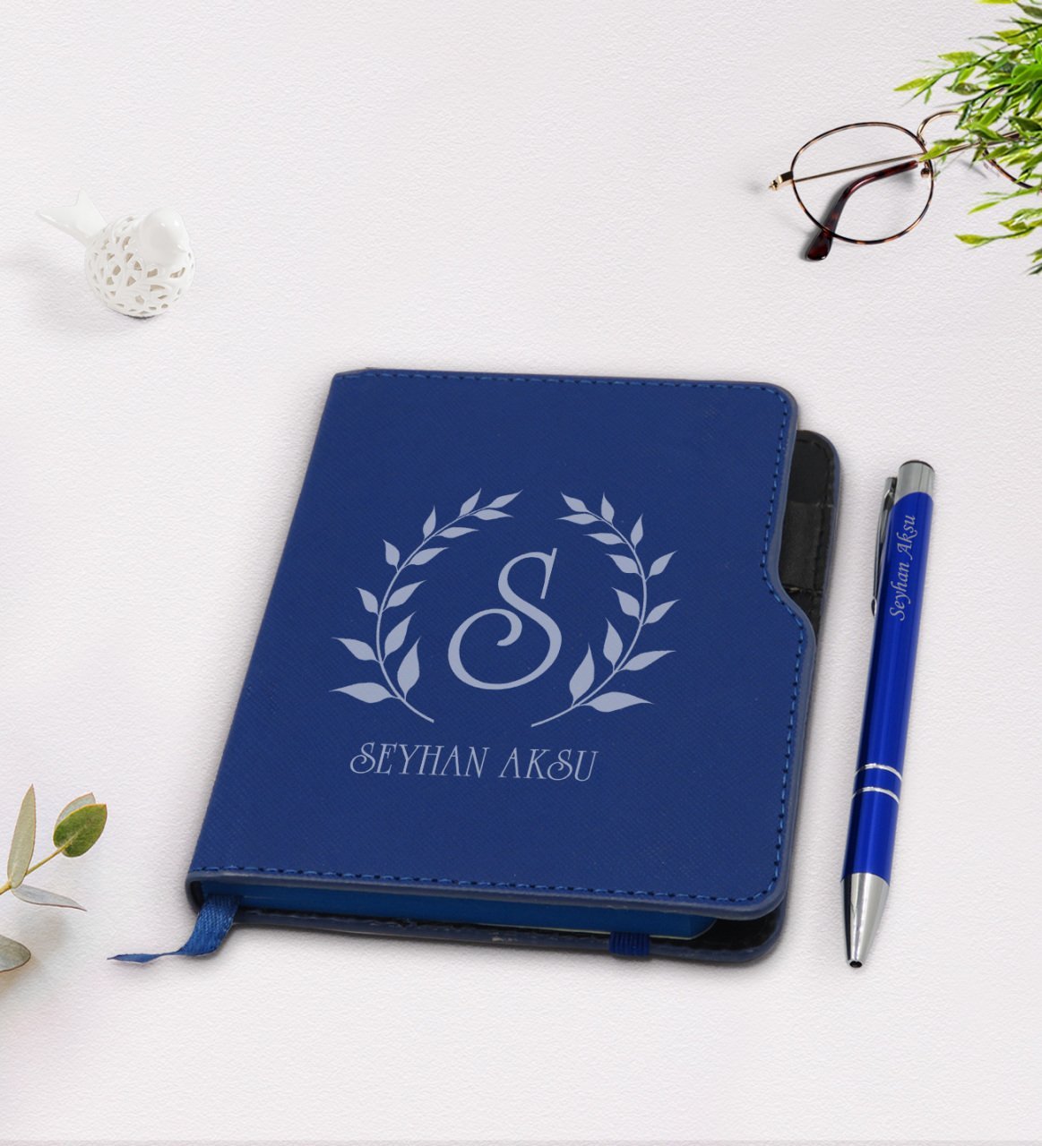 Kişiye Özel Çelenk Baş Harfli İsimli Lacivert Termo Deri Defter Kalem Seti-4