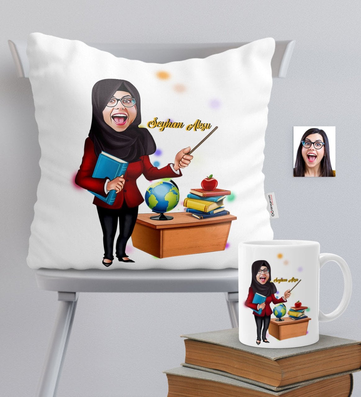 Kişiye Özel Tesettürlü Bayan Öğretmen Temalı Karikatürlü Yastık Kupa Seti - 1