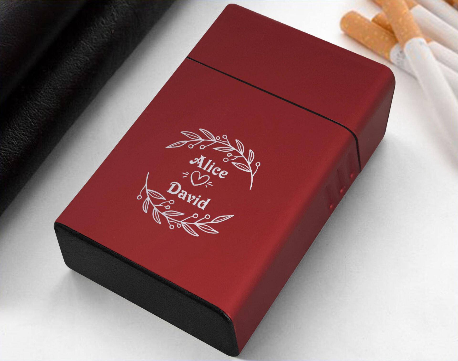 BK Gift Kişiye Özel İsimli Kırmızı Metal Sigara Tabakası-5, Arkadaşa Hediye, İsimli Sigaralık, Metal Sigara Kutusu