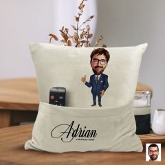 BK Gift Kişiye Özel Boss Baba Karikatür Tasarımlı Organizer Kumanda ve Atıştırmalık Cepli Sarı Kırlent Yastık-6 Arkadaşa Hediye, Cepli Yastık